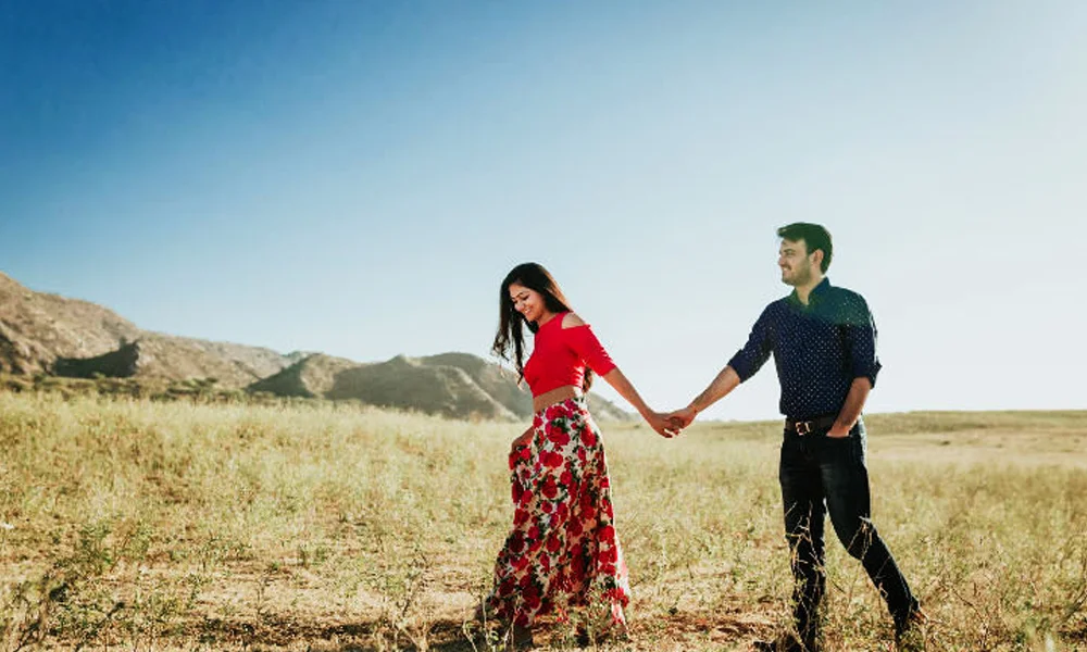 Romantic Honeymoon Hidden Packages