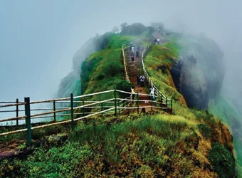 Dubai Group Tour Package from Pune - Budget Land Package for Travellers