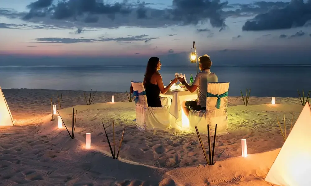 Goa honeymoon package with romantic beach experience