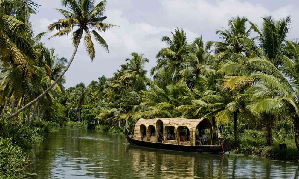 Alleppey Backwater Kerala houseboat packages