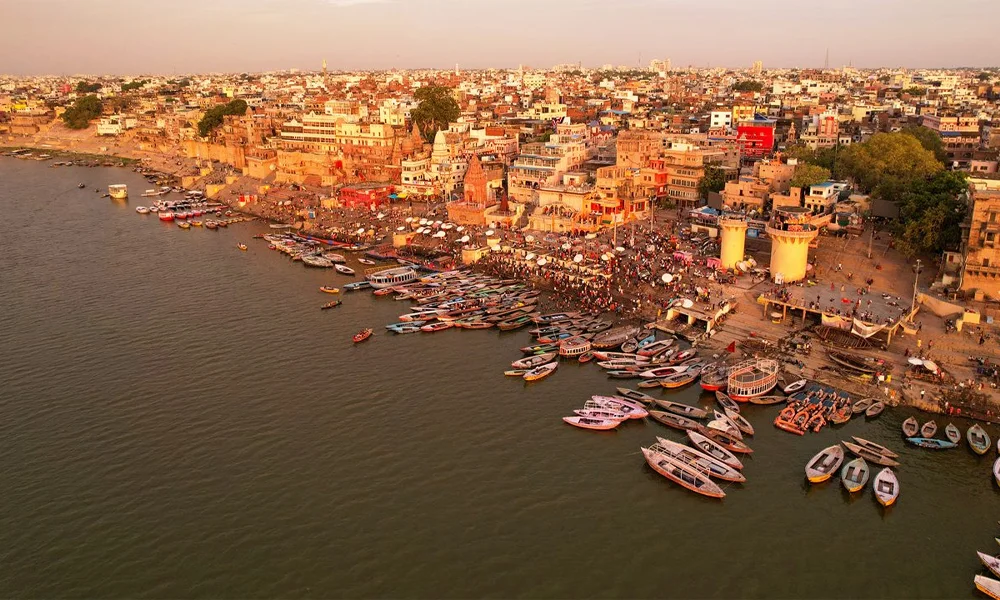 Agra Varanasi budget tour package